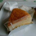 フレッシュベーカリー　グリンデルワルト - チーズケーキ・スフレタイプ 226円