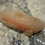 鮨 山浦 - 真鯛の昆布締め