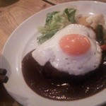 ボンダイカフェヨヨギビーチパーク - ハンバーグ