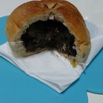 ホームメイド メルシー - あんぱん～断面～