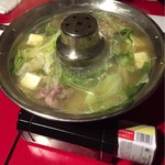 桜庵 - ピリカラスープ馬しゃぶ：鍋♪