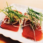 鮨処 平野 - 鮪づけ芽ネギ添え!!