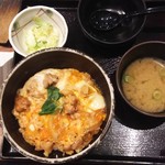 鳥元 - 2016.10.25撮影
            親子丼