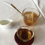 ふれんち茶懐石 京都福寿園茶寮 - 冷ほうじ茶・フルーツ入り