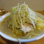 豚星。 - 小ラーメン　\700　ﾆﾝﾆｸ・ｱﾌﾞﾗ