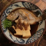 Apucha - ＜2016／10月夜＞おやじの煮つけ。ココの煮魚は美味しいし、煮汁で炊いたご飯も美味しい♪