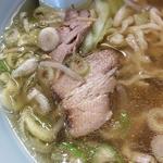 マルシンラーメン - あっさりスープラーメン600円+野菜100円