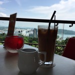 Spuds & Aprons - ミルク入れるか聞かれて、ガムシロは別添え