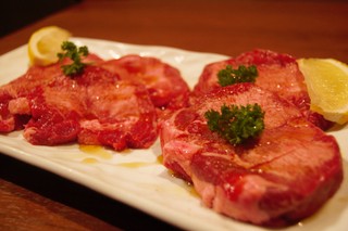 Yakiniku No Himitsu Kichi - 