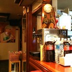 ランナー - 内観（カウンターの一角）