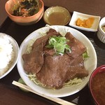 すみせん - 牛タン焼定食