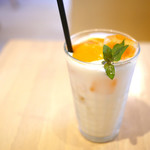 イエローカンパニー - マンゴーラッシー