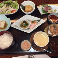 名古屋コーチン・旬菜 一鳳 金山本店 - 季節のレディース御膳  ￥1580
                男性でも注文出来ます(*´꒳`*)