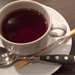カイザーホフ - セットの紅茶