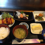 おまかせ定食￥８００円税込食後の珈琲付き