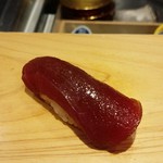 鮨 和さび - クロマグロ漬け