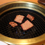 焼肉 一升びん - 