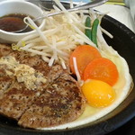 ペッパーランチ - 100％ビーフハンバーグ目玉焼付
