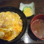 あきた味坐 - 親子丼（ミニ）\600