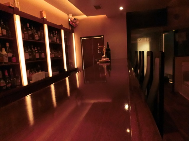 WHISKY &amp; COCKTAIL BAR GLEN photo 4