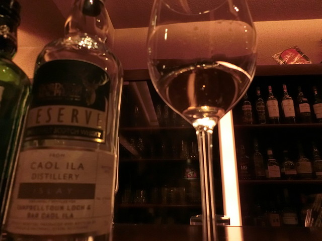 WHISKY &amp; COCKTAIL BAR GLEN photo 3