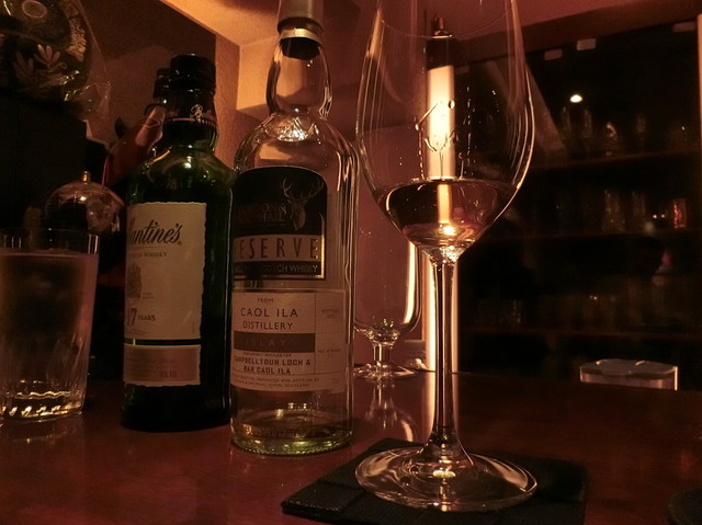 WHISKY &amp; COCKTAIL BAR GLEN photo 2