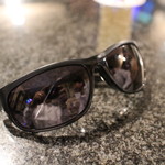 Bar 路地裏の少年 - 年代別に揃えられているなりきりアイテムのサングラスはお好みで☆ 此方は最近の浜省ですよね。彼は此方をチョイス☆