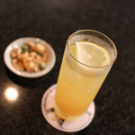 Bar 路地裏の少年 - 路地裏に乾杯(オレンジジュース+ジンジャーエール)☆