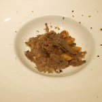 サマートリュフと仔牛のラグーのコンキリエ