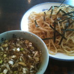 丸長中華そば店 - すごいオリジナルな味なつけ麺。