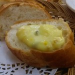 Chuk Yuen Seafood Restaurant - ロブスターチーズ　オン　ブレッド