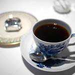 レストラン 代官山小川軒 - コーヒーとミニロールケーキ