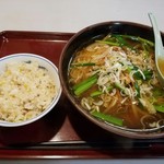 三喜屋 - サービスランチのニラソバセット