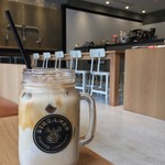 ストリーマーコーヒーカンパニー - Revolver Latte Iced 680円