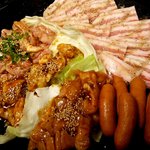 焼肉セブン - しかし、更に第４皿めが・・・