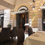 Nuova Stella - テラスの雰囲気はいいです