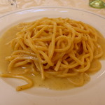 Nuova Stella - トンナレッリのチーズと胡椒和え（€8）