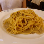 Nuova Stella - タリオリーニ黒トリュフ和え（€12）