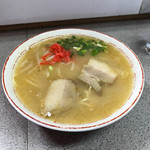 錦龍 - ラーメン全景。