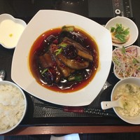 御膳房 銀座店 - 角煮のマーラー風味定食、1,250円