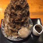 目白 志むら - ほうじ茶(天然氷) 1050円