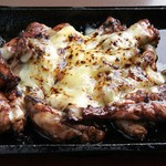 Grilled thighs and seseri cheese