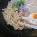 くろす - 太麺