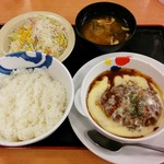松屋 - チーズフォンデュハンバーグ定食（650円）