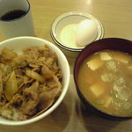 松屋 - 2010/11/18 牛めし豚汁セット500円1104kcal