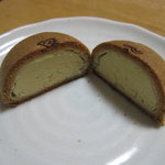 千鳥屋総本家 駒込本店 - 東京千鳥屋 駒込本店：千鳥饅頭 　黄味あん 