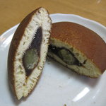 千鳥屋総本家 - 東京千鳥屋 駒込本店：栗どら焼き 