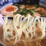 らぁ麺屋まるみ - 喉越しのいい手揉み面