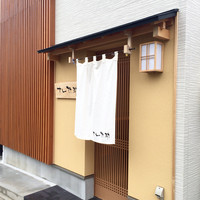 すし 弥助 - 入り口