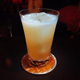 バー ブルームーン_1